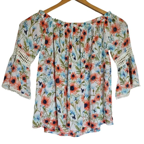 NWT Lil Bees Bohemian Daisy Print Off the Shoulder Bell Sleeve Peasant Top - S - Picture 2 of 9